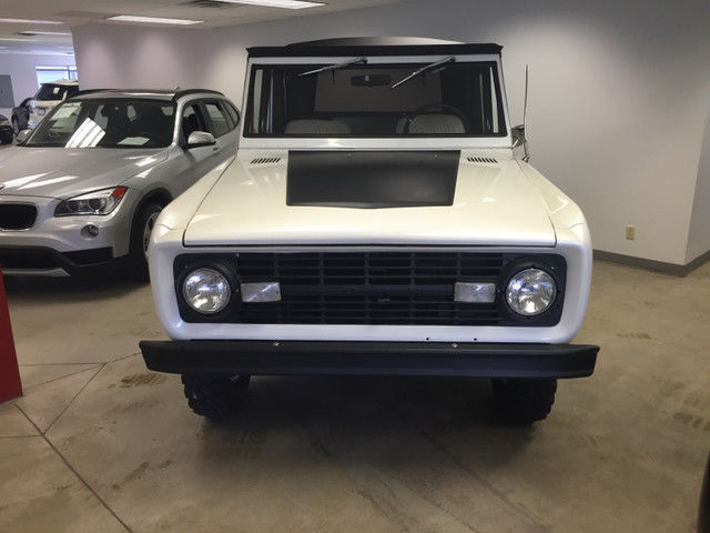 1974 Blue Ford Bronco