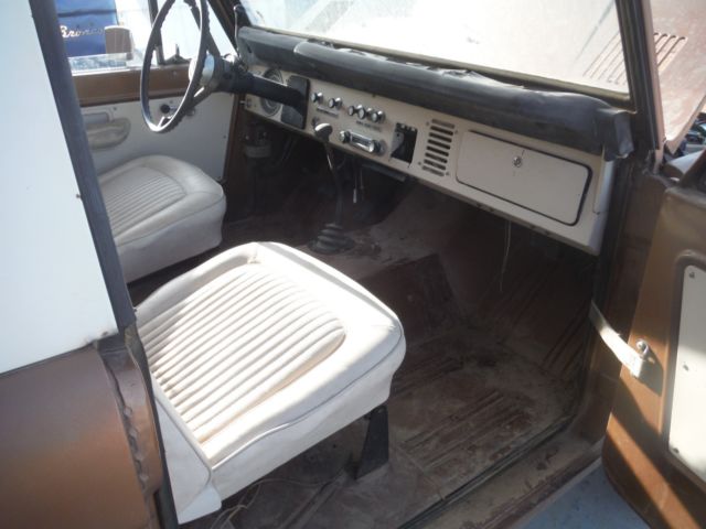 1974 Brown Ford Bronco