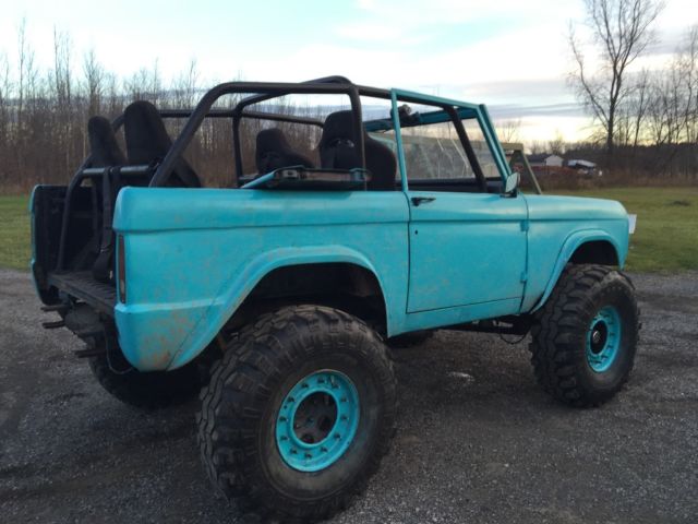 1974 Blue Ford Bronco