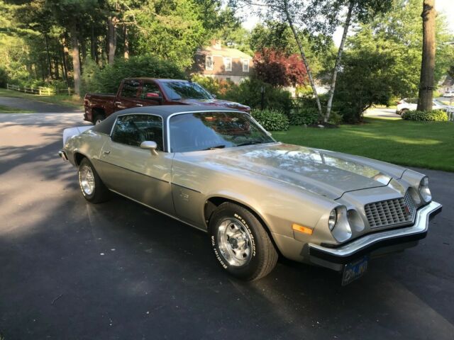 1974 Silver Chevrolet Camaro