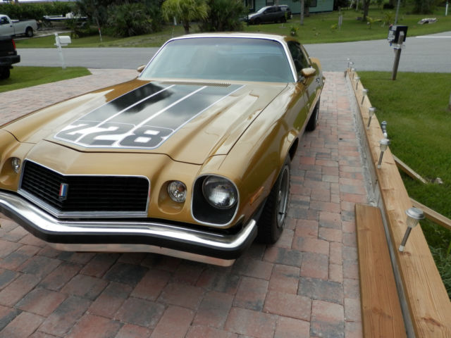 1974 Gold Chevrolet Camaro Coupe