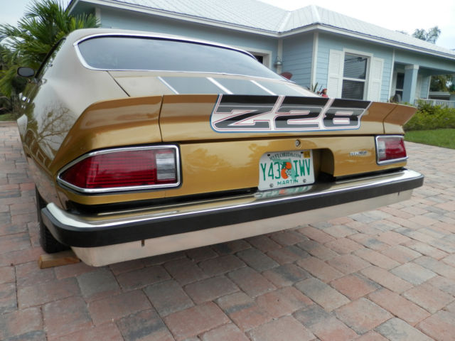 1974 Gold Chevrolet Camaro Coupe