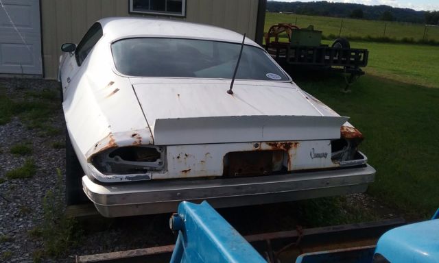 1974 White Chevrolet Camaro Coupe