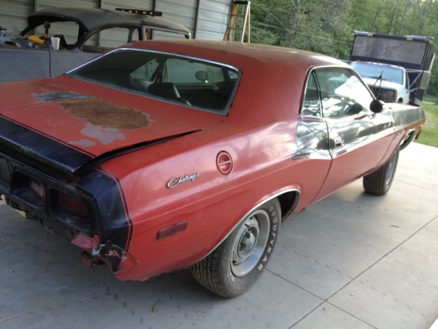 1974 Red Dodge Challenger
