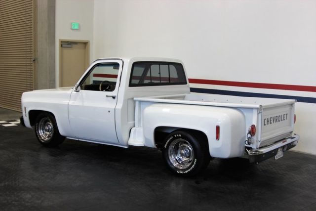 1974 White Chevrolet C-10 Pickup Truck