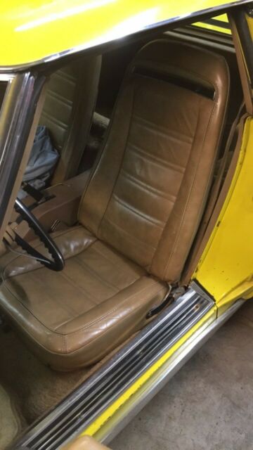 1974 Yellow Chevrolet Corvette Coupe