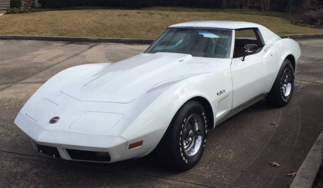 1974 Classic White Chevrolet Corvette Coupe