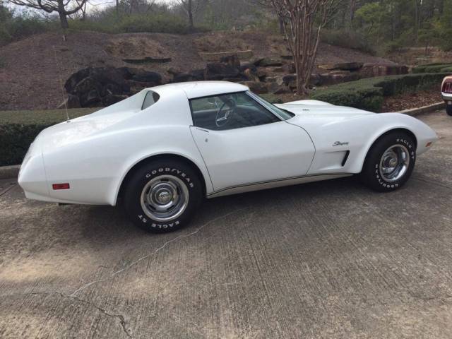 1974 Classic White Chevrolet Corvette Coupe