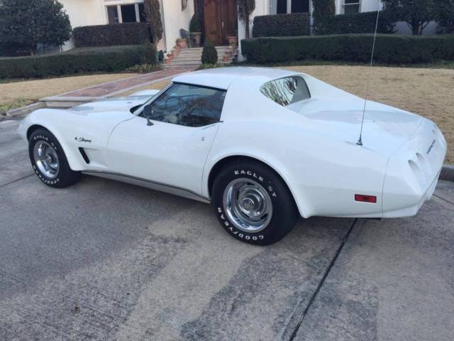 1974 Classic White Chevrolet Corvette Coupe