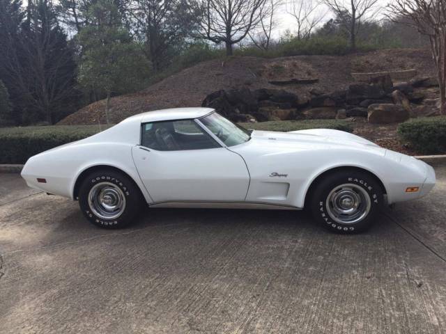 1974 Classic White Chevrolet Corvette Coupe