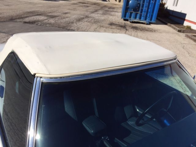 1974 Classic White Chevrolet Corvette