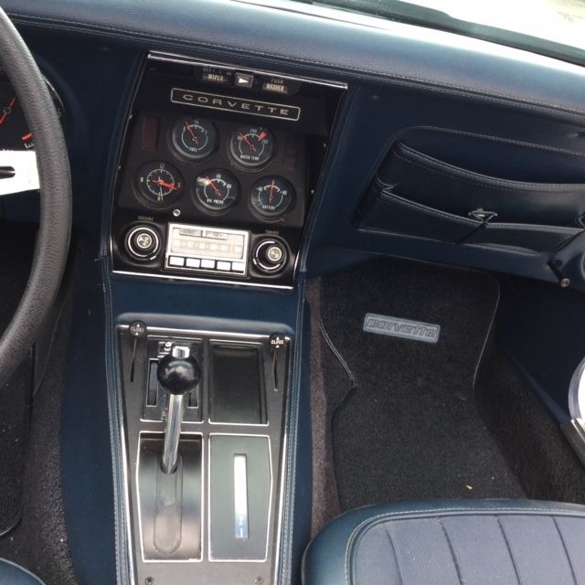 1974 Classic White Chevrolet Corvette