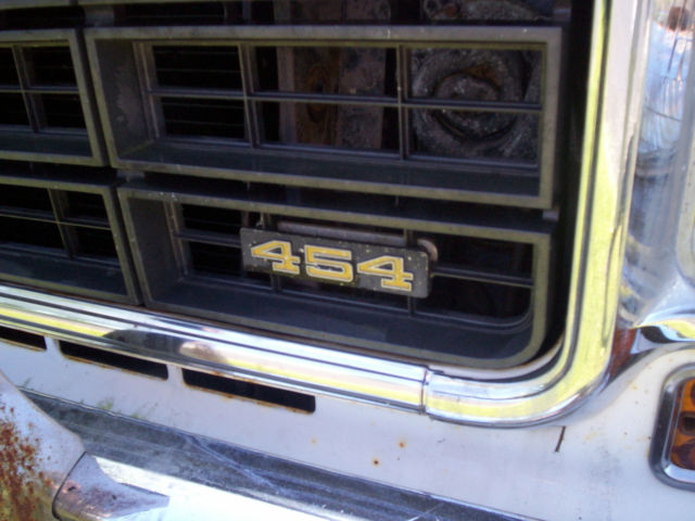 1974 White Chevrolet C-10 Standard Cab Pickup