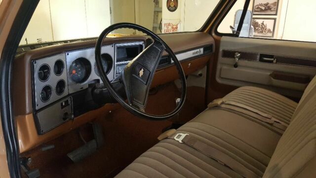 1974 Chevrolet C/K Pickup 2500 Short bed