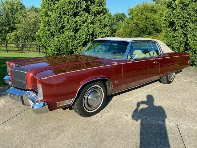 1974 Burgundy Chrysler Imperial Coupe