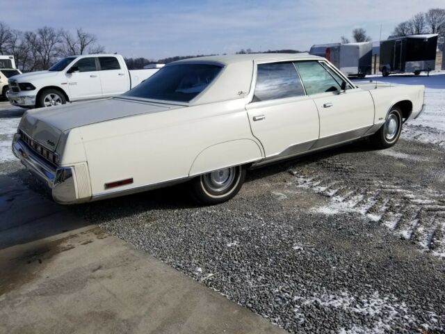1974 White Chrysler Newport Sedan
