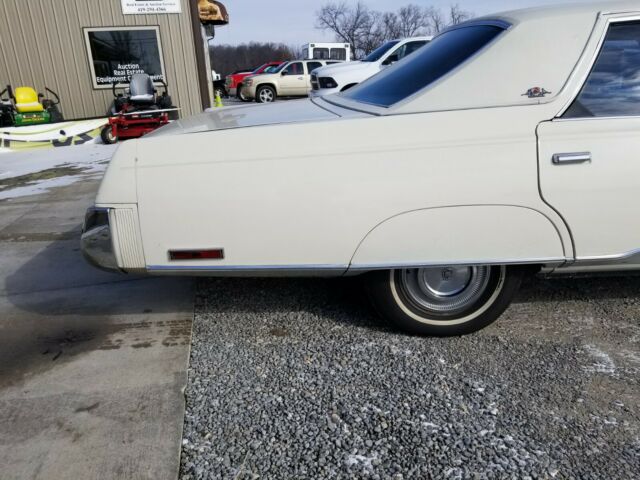 1974 White Chrysler Newport Sedan
