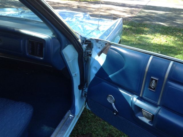 1974 Blue Chrysler Other 2-Dr Hdtp