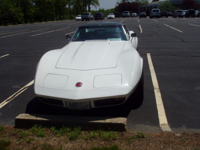 1974 White Chevrolet Corvette