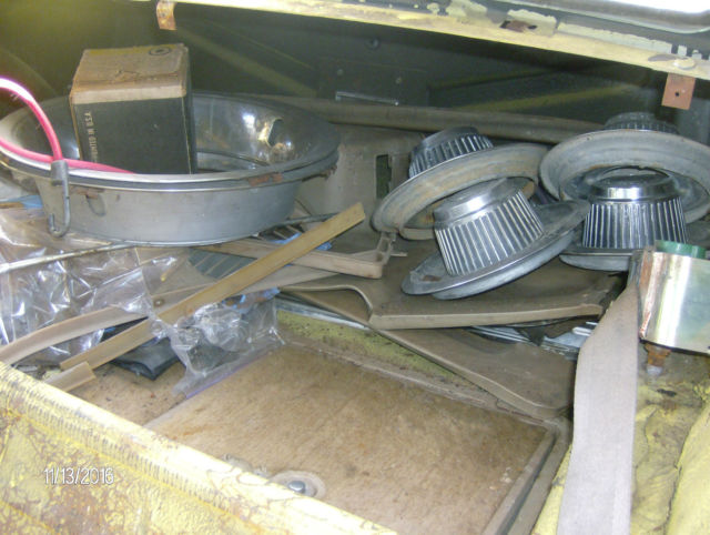 1974 yellow Chevrolet Corvette 2 door coupe