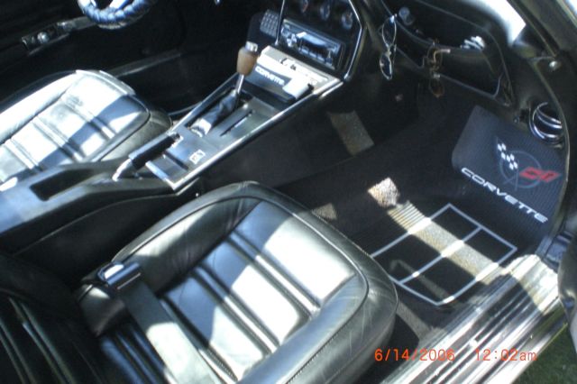 19740000 Black Chevrolet Corvette Coupe