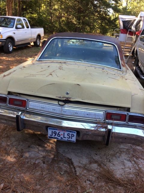 1974 White Dodge Dart Sedan