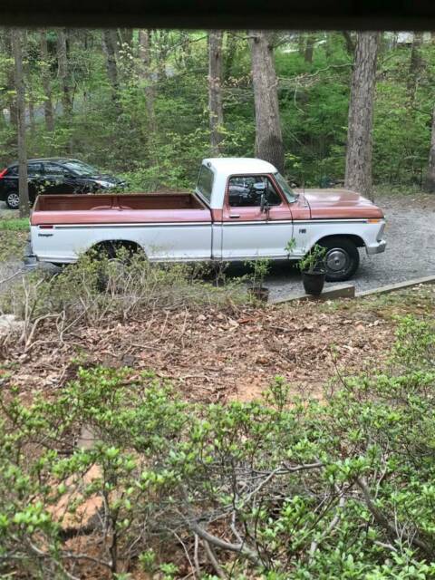 1974 Wimbledon White and Ginger Metallic Ford F-100 Standard Cab Pickup