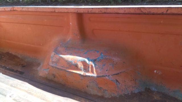 1974 orange/white Ford F-250 super cab