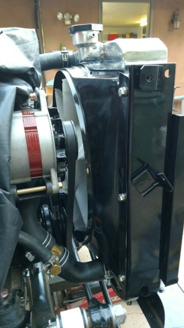 1974 Red Toyota FJ Cruiser