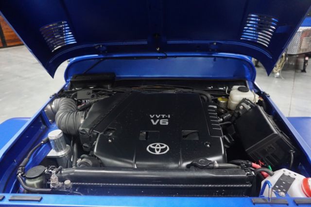 1974 Blue Toyota FJ Cruiser Cab & Chassis