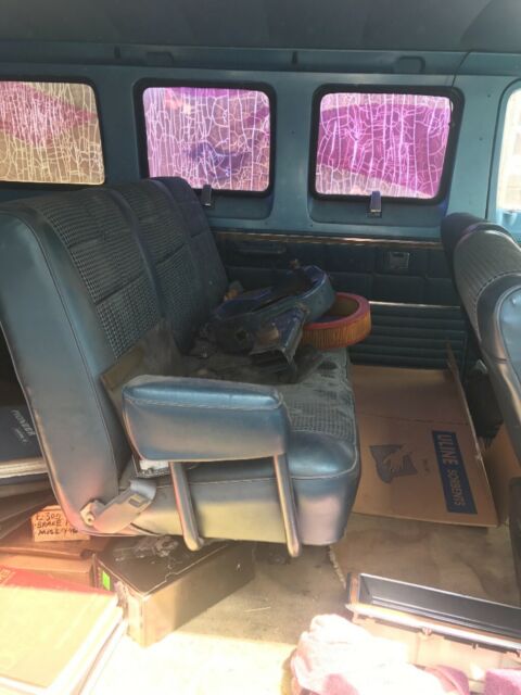 1974 Blue Ford E-Series Van