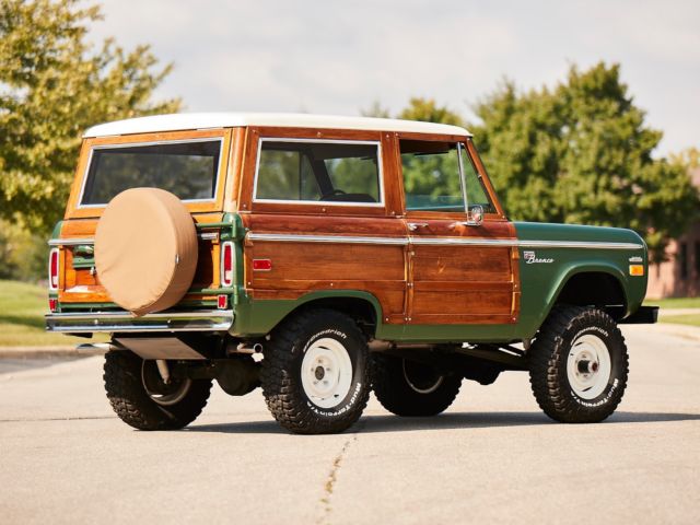1974 Green Ford Bronco SUV