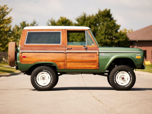 1974 Green Ford Bronco SUV