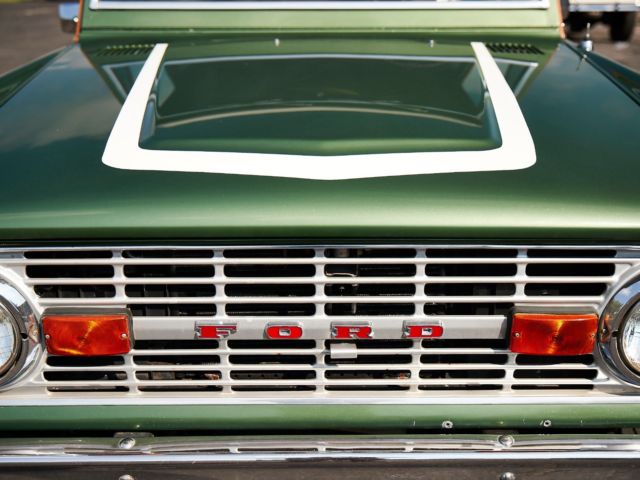 1974 Green Ford Bronco SUV