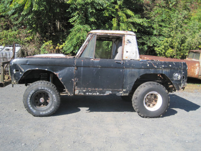 1974 Black Ford Bronco