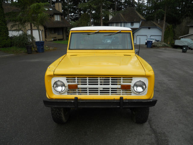 1974 Yellow Ford Bronco