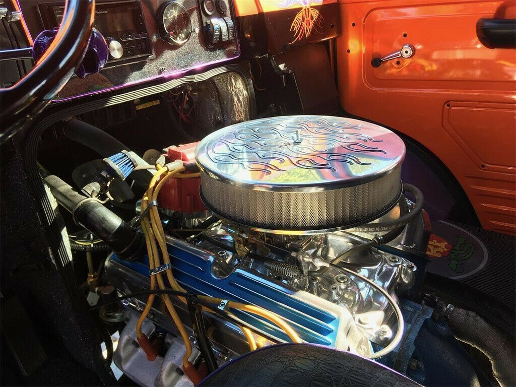 1974 Orange Ford Econoline Minivan/Van