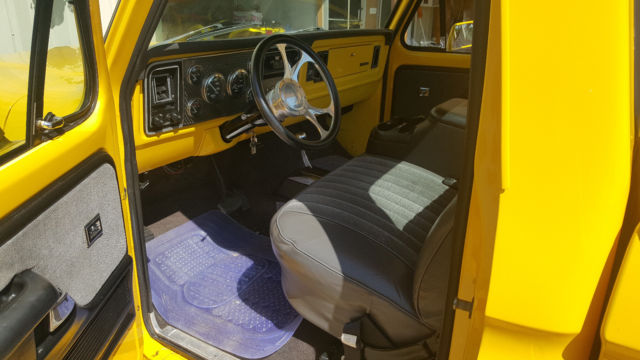 1974 Yellow Ford F-100 Pickup