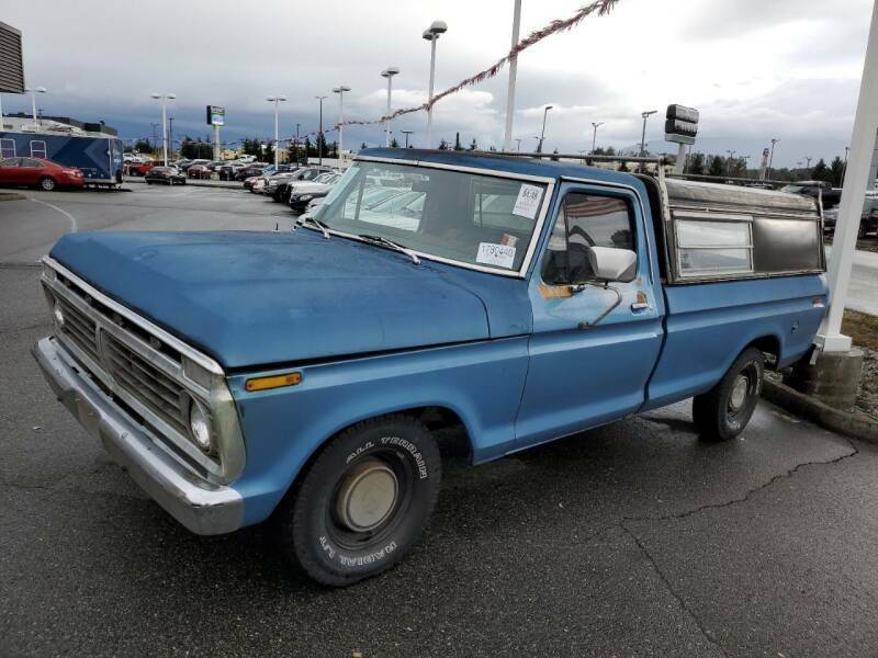 1974 Blue Ford F-100 Pickup Truck