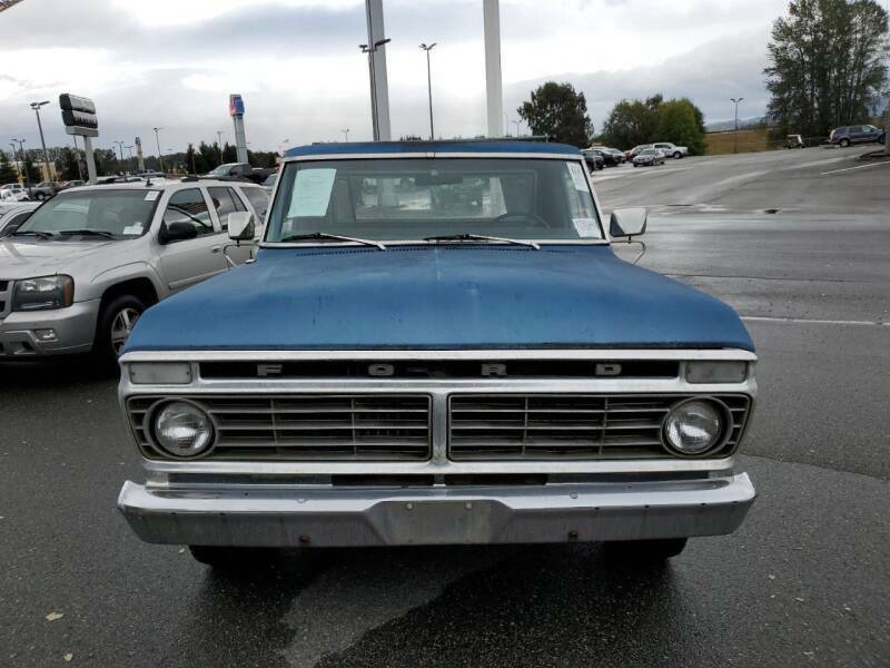1974 Blue Ford F-100 Pickup Truck
