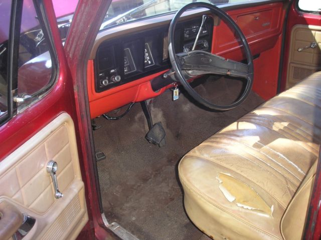 1974 Ford F-100 Standard Cab Pickup