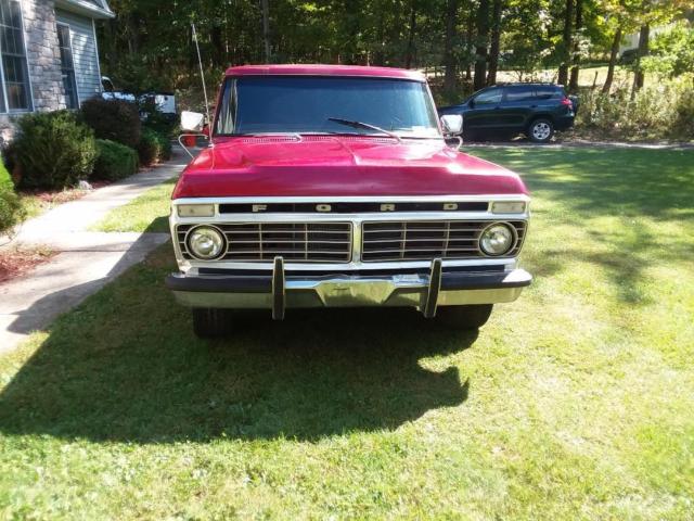 1974 Ford F-100 Standard Cab Pickup