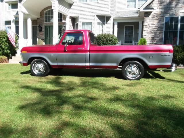1974 Ford F-100 Standard Cab Pickup