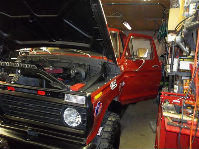 1974 Red Ford f 250 --