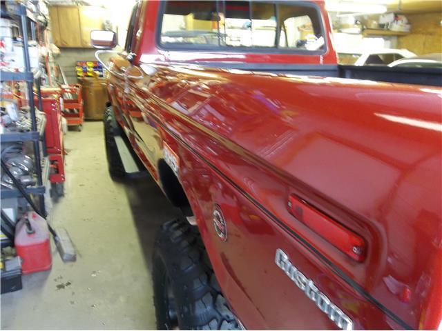 1974 Red Ford f 250 --