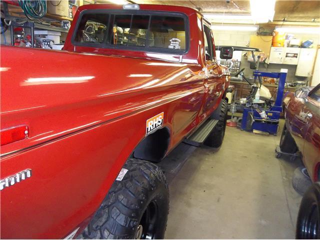 1974 Red Ford f 250 --