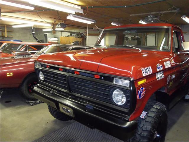 1974 Red Ford f 250 --