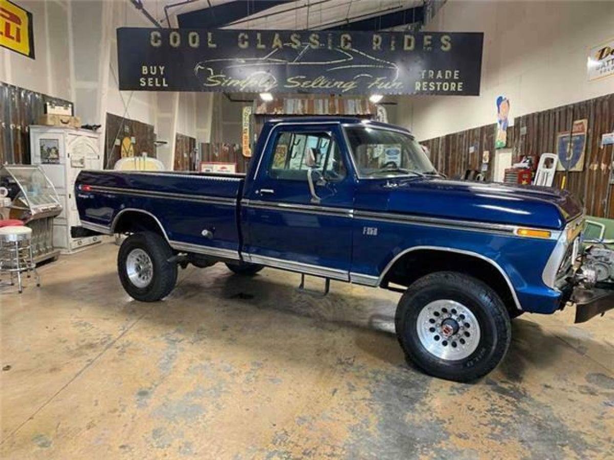 1974 Blue Ford F-250 Pickup Truck