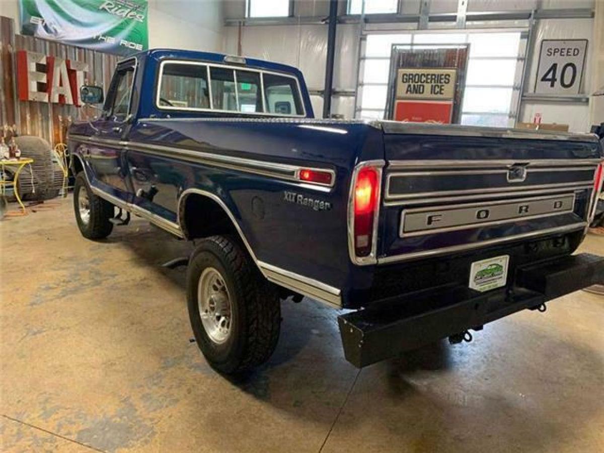 1974 Blue Ford F-250 Pickup Truck