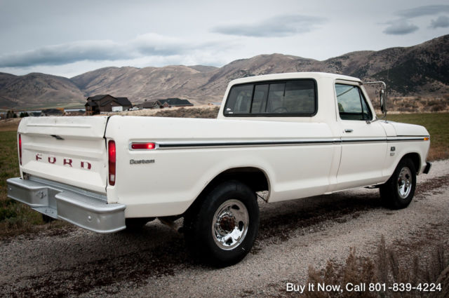1974 White Ford F-250 Standard Cab Pickup
